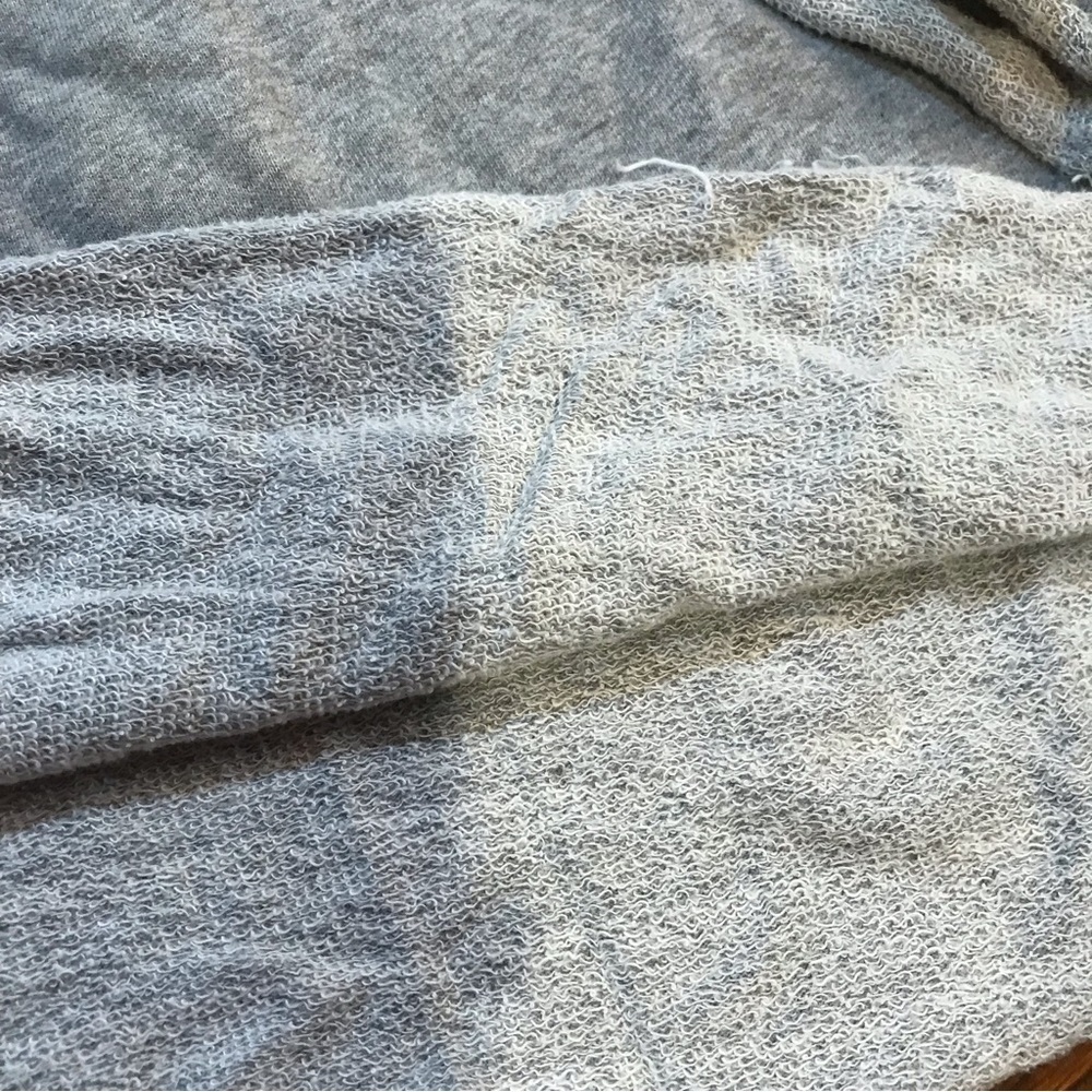 ▪️Anthropologie RD Style Sweatshirt - Picture 4 of 7